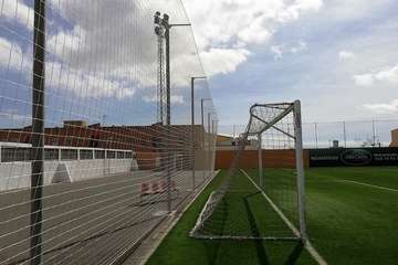 Obras de reforma en el campo municipal de La Herradura (Foto TA)
